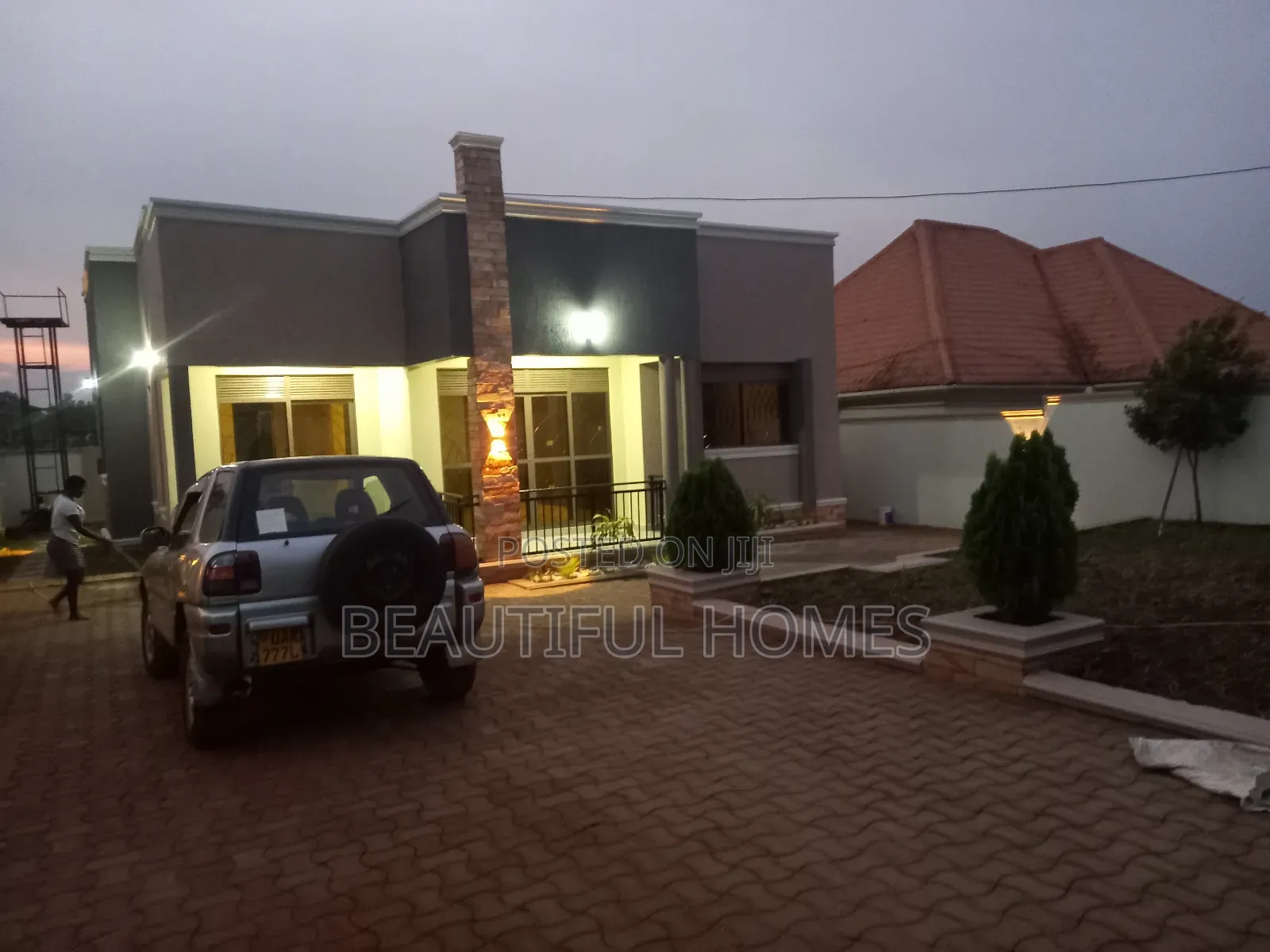 Furnished 4bdrm House in Kira for sale in Kira