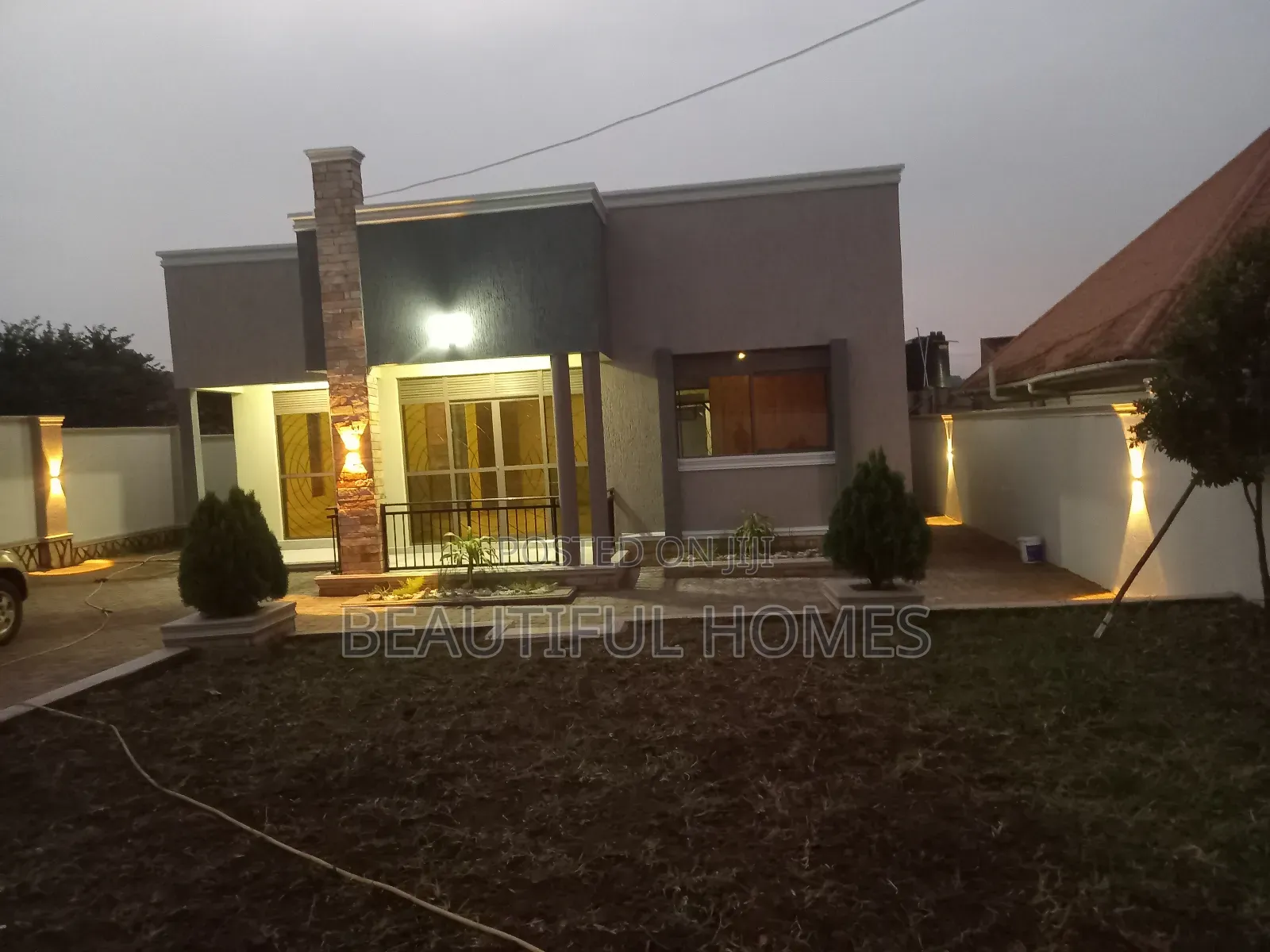 Furnished 4bdrm House in Kira for sale in Kira