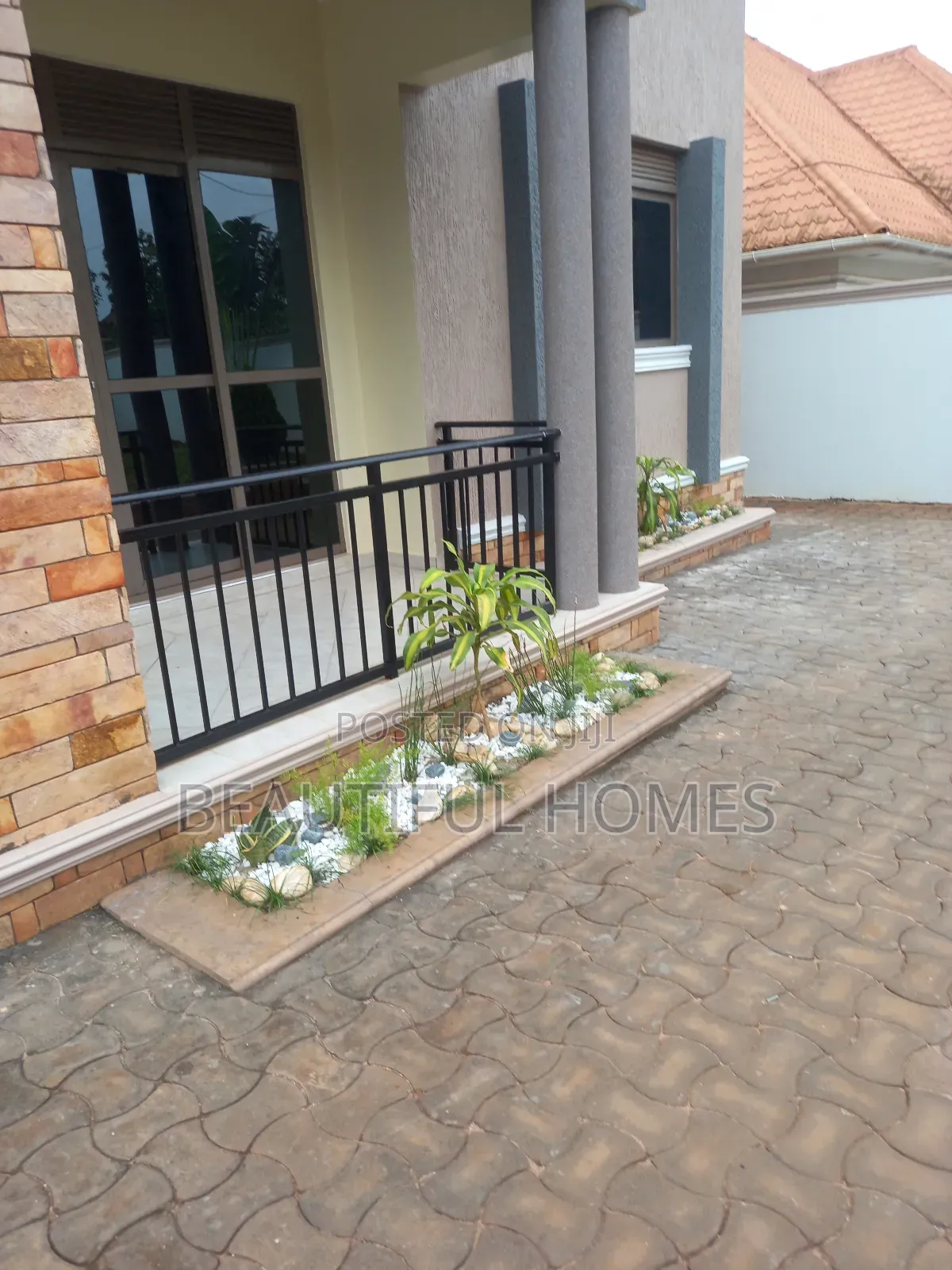 Furnished 4bdrm House in Kira for sale in Kira