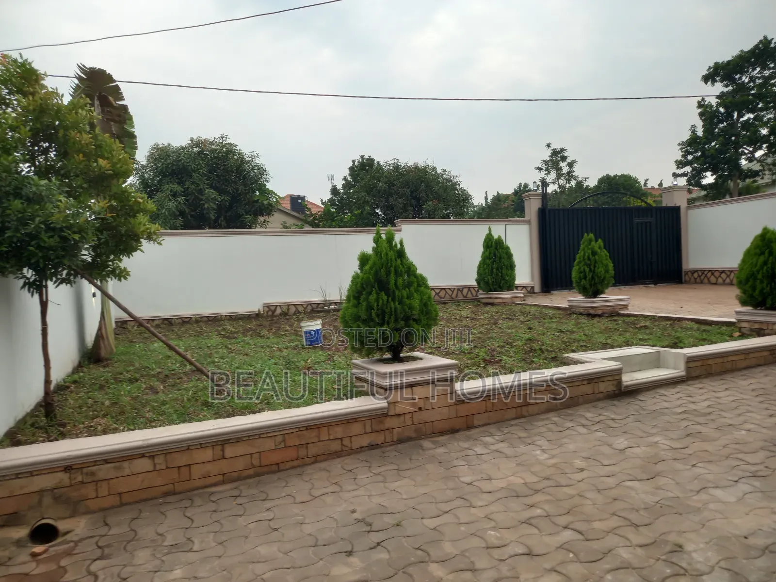 Furnished 4bdrm House in Kira for sale in Kira