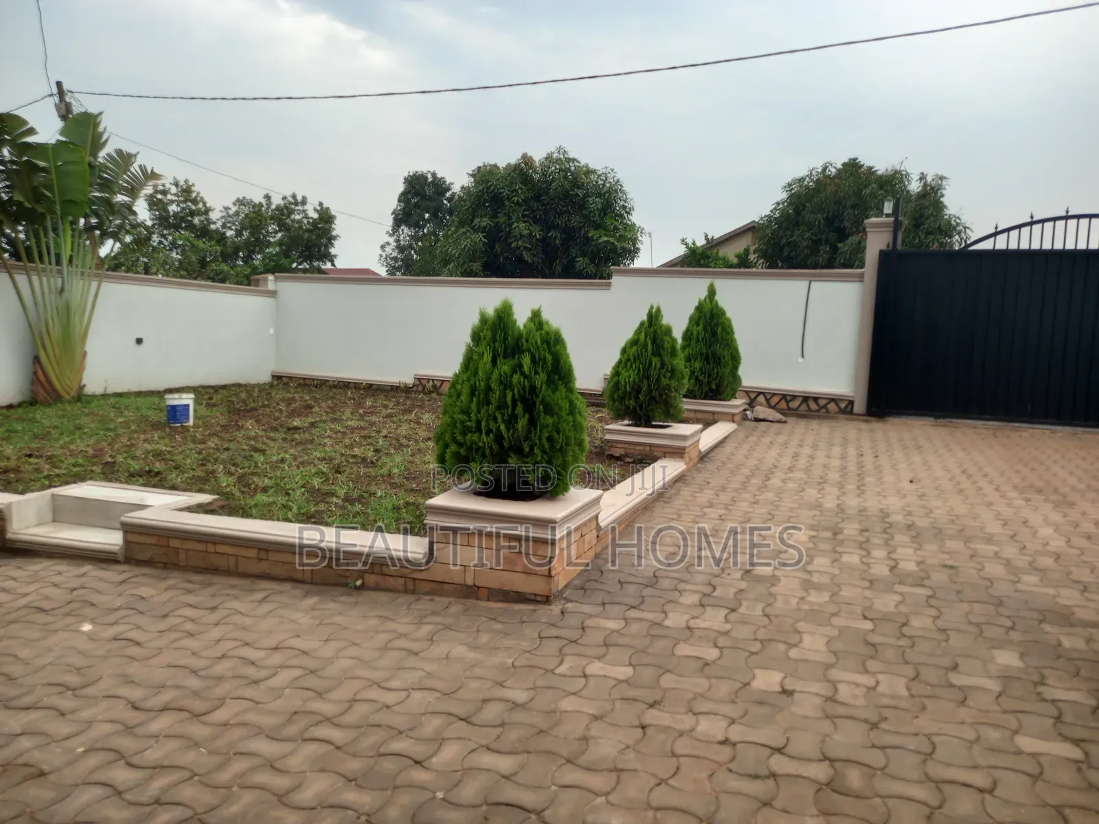 Furnished 4bdrm House in Kira for sale in Kira