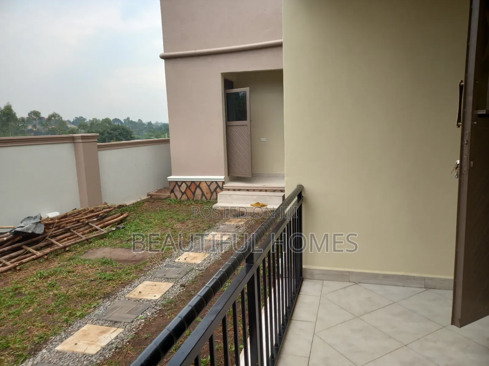 Furnished 4bdrm House in Kira for sale in Kira