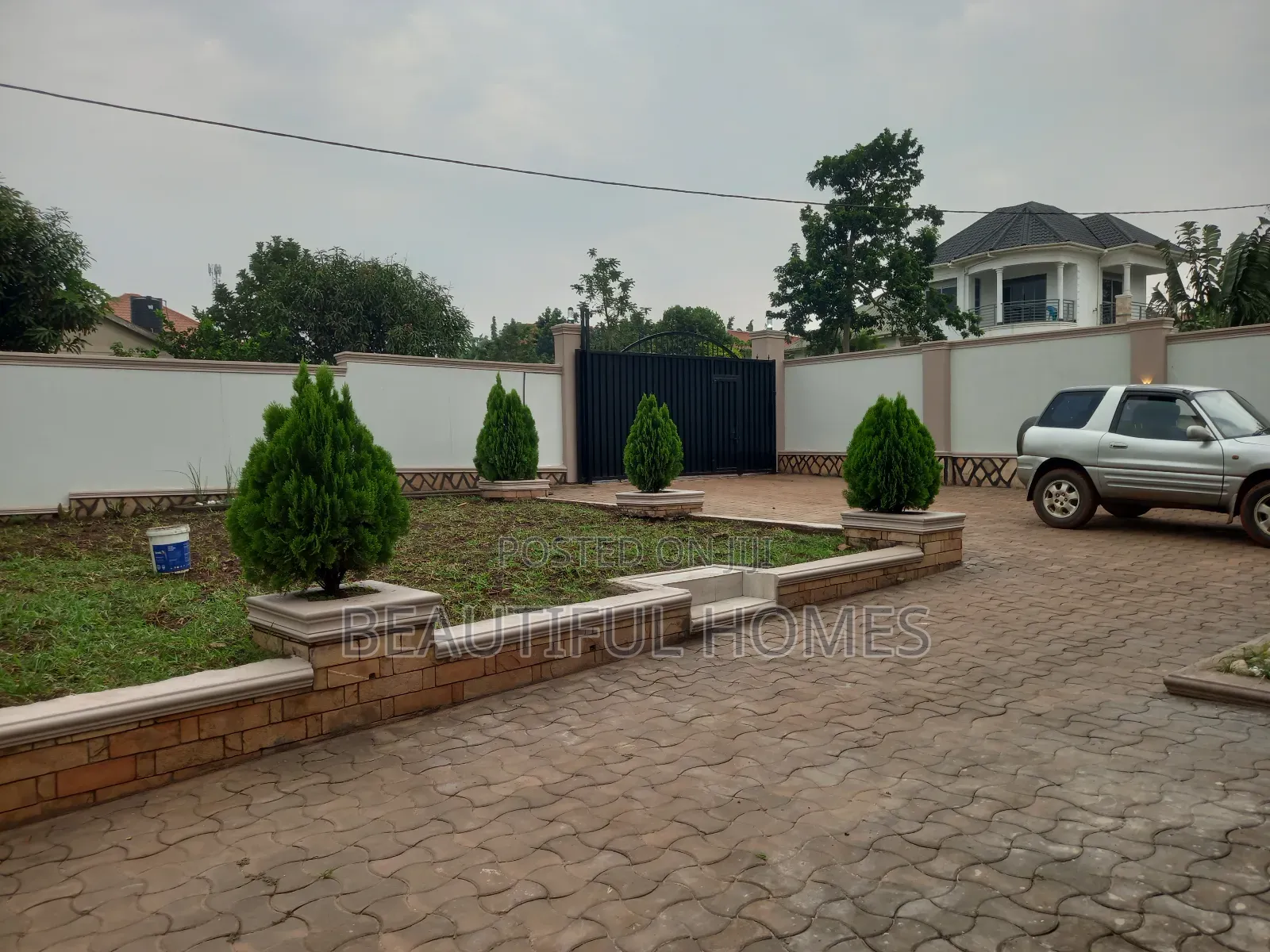 Furnished 4bdrm House in Kira for sale in Kira