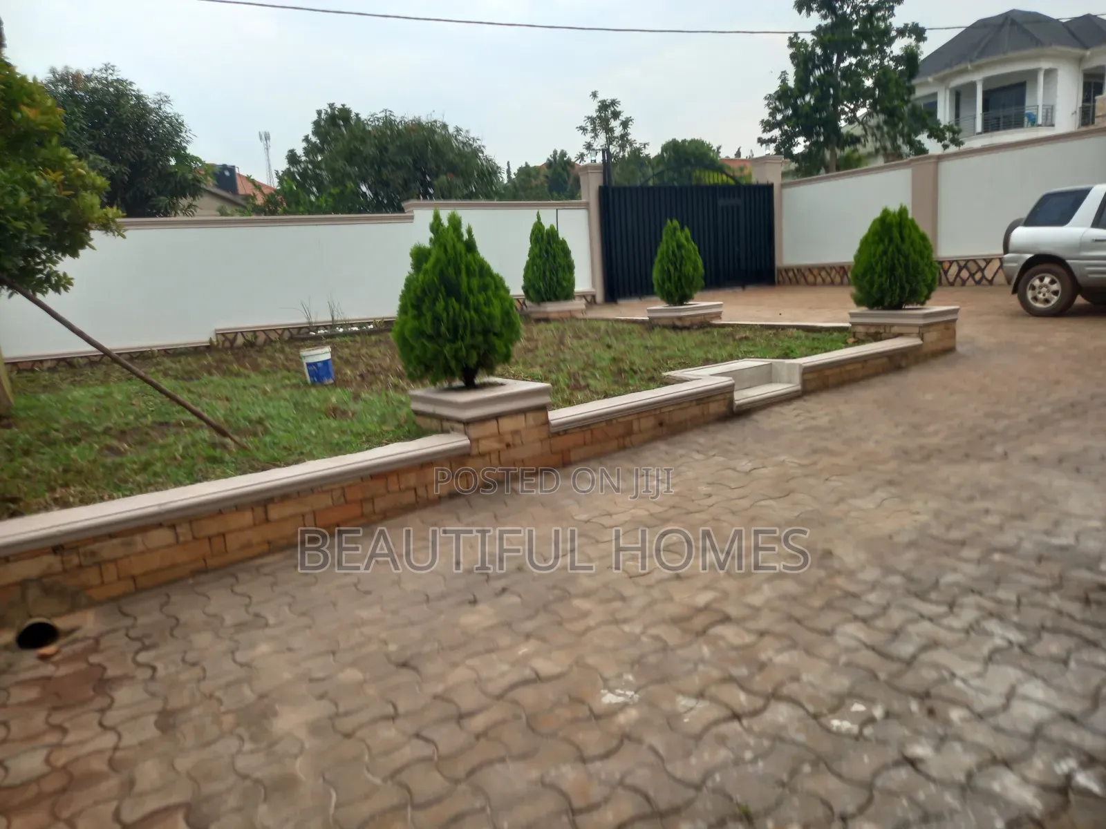 Furnished 4bdrm House in Kira for sale in Kira