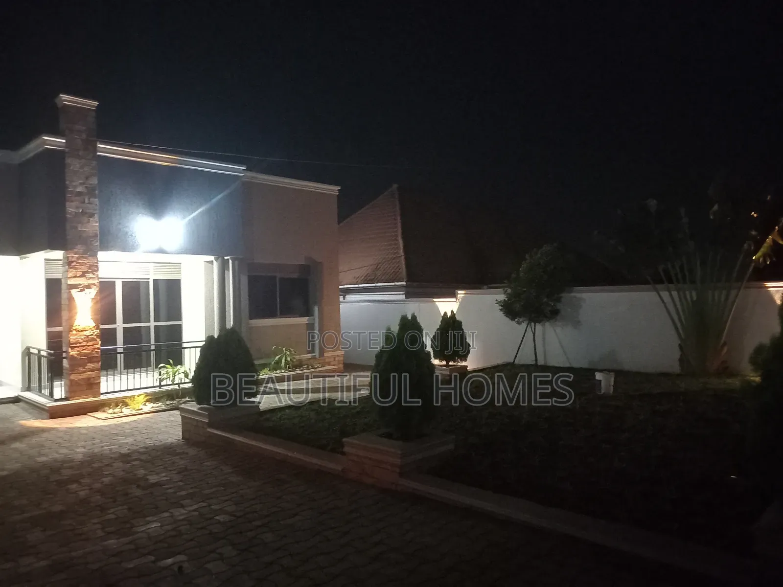 Furnished 4bdrm House in Kira for sale in Kira
