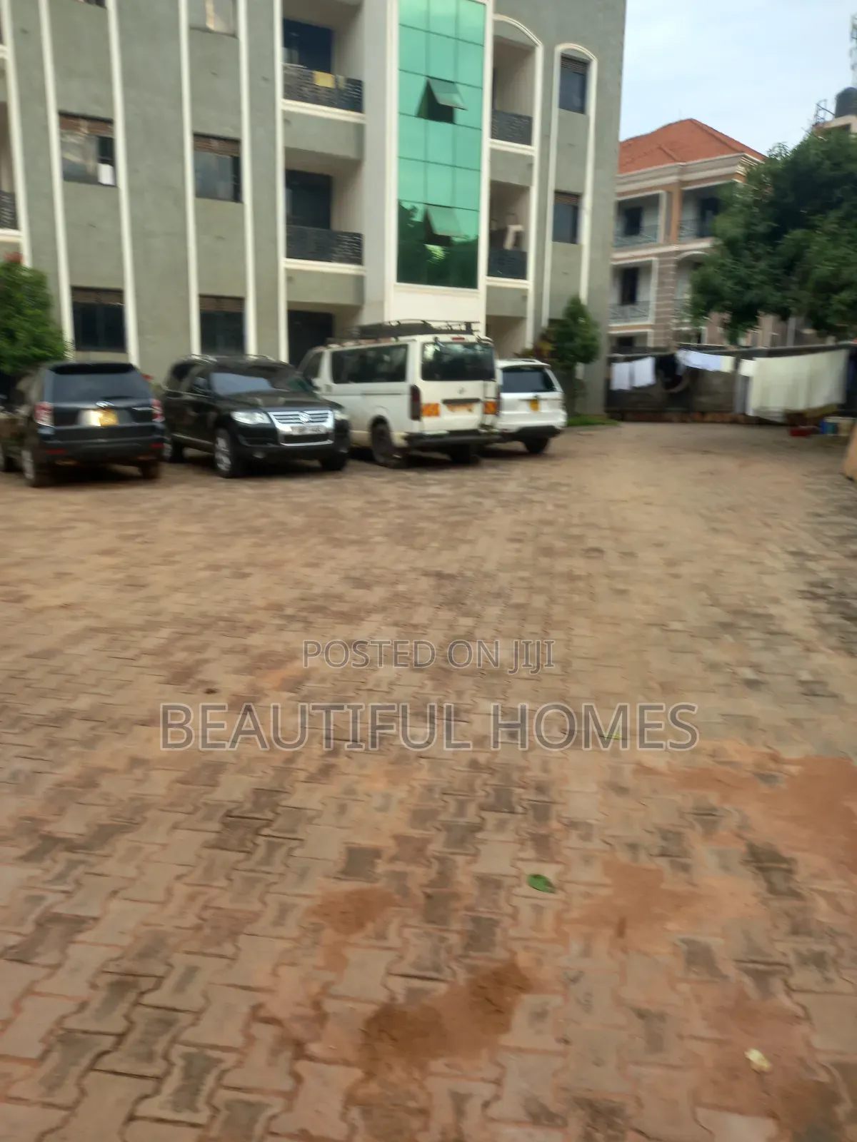 Furnished 2bdrm Apartment in Kira Town for sale in Kira