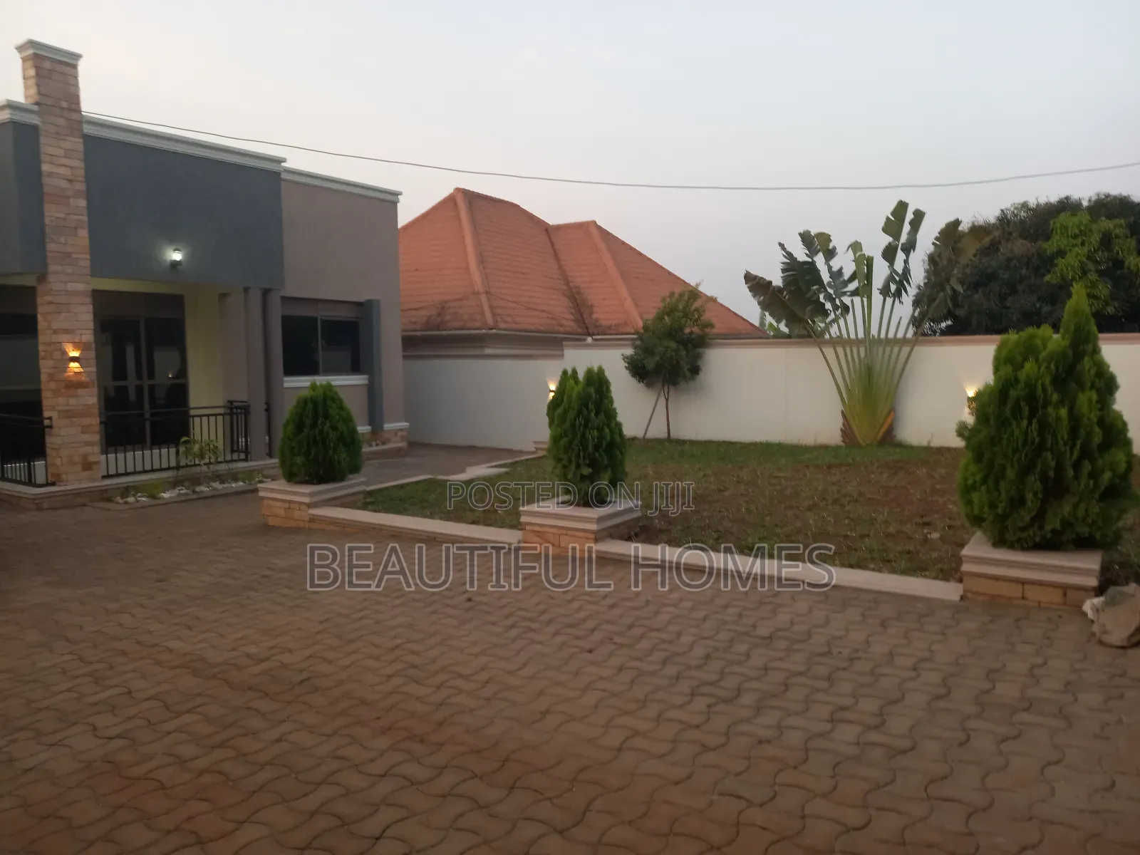 Furnished 4bdrm House in Kira for sale in Kira