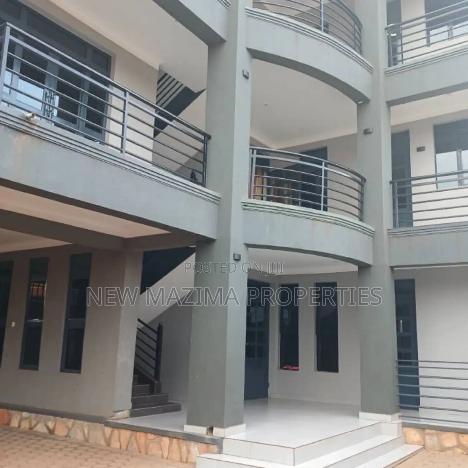 11bdrm Block of Flats in Najjanankumbi Along, Division A for sale in Division A