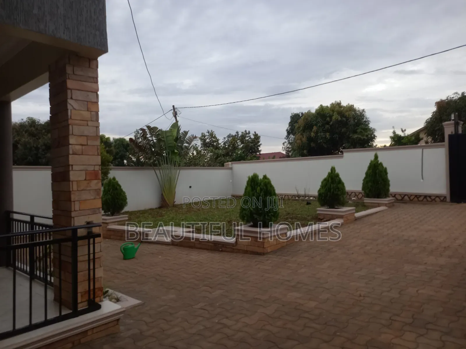 Furnished 4bdrm House in Kira for sale in Kira