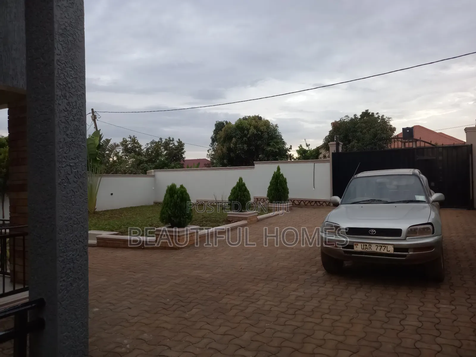 Furnished 4bdrm House in Kira for sale in Kira