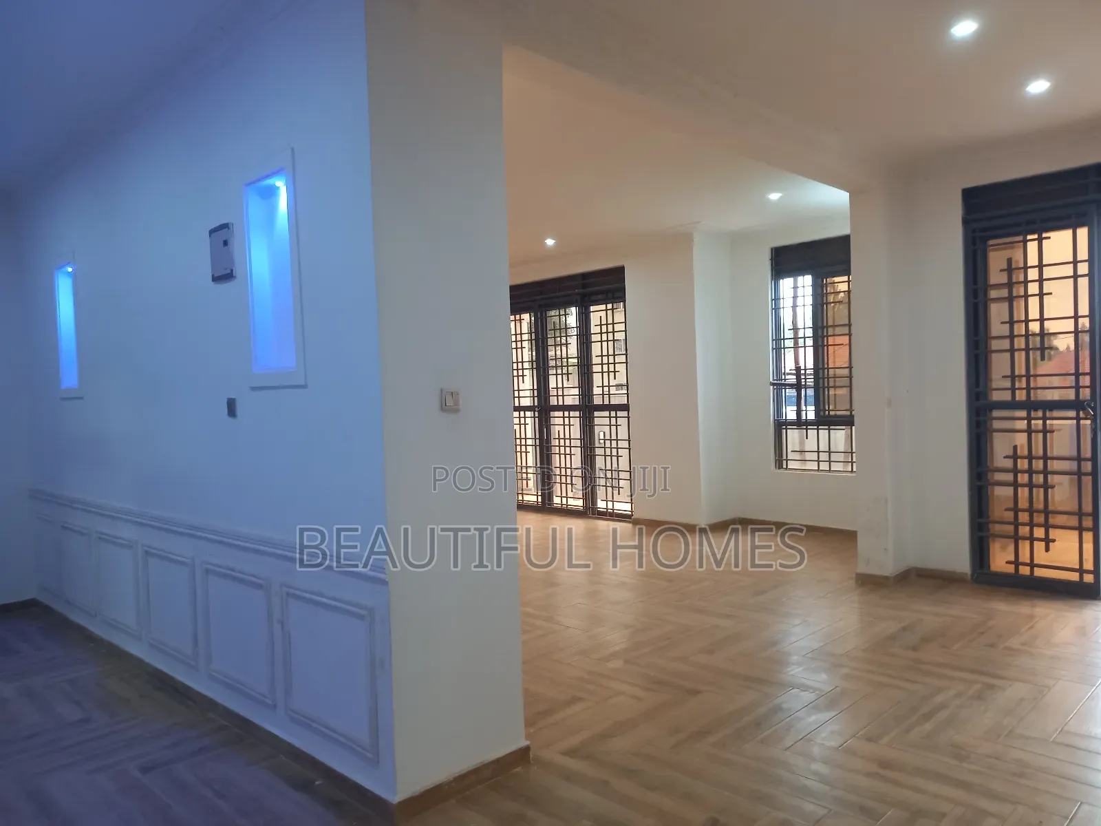 Furnished 5bdrm Duplex in Kira Town for sale in Kira