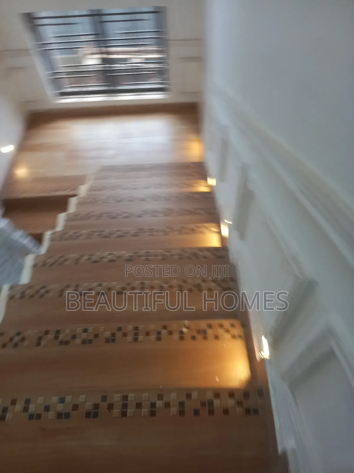 Furnished 5bdrm Mansion in Kira Corporate for sale in Kira