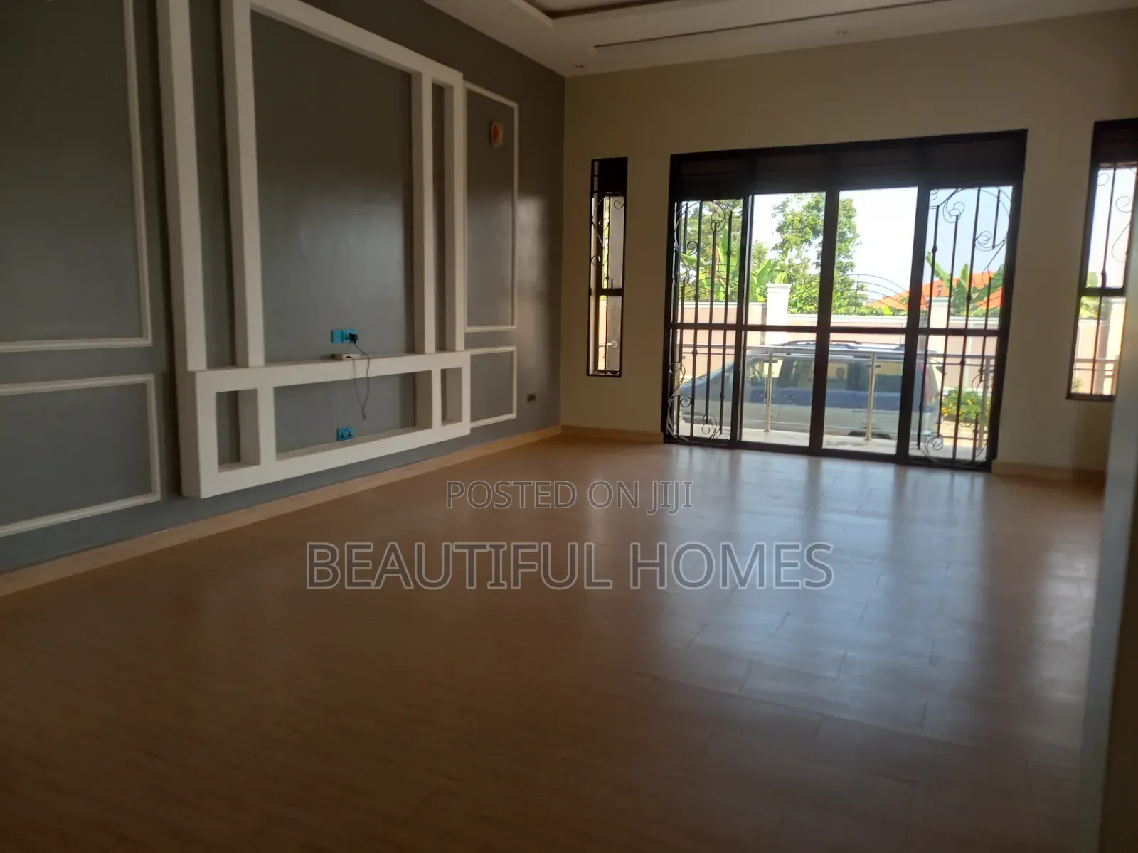Furnished 5bdrm House in Kira Minister'S for sale in Kira