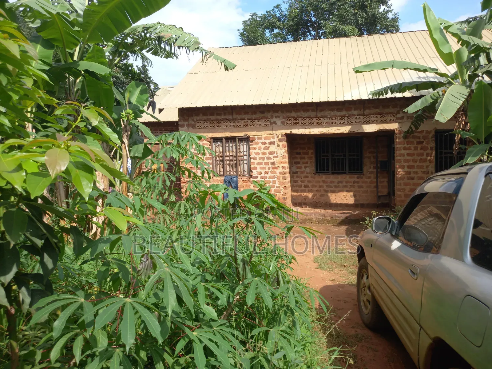 Namugongo 32decimals Quicksale in Kira