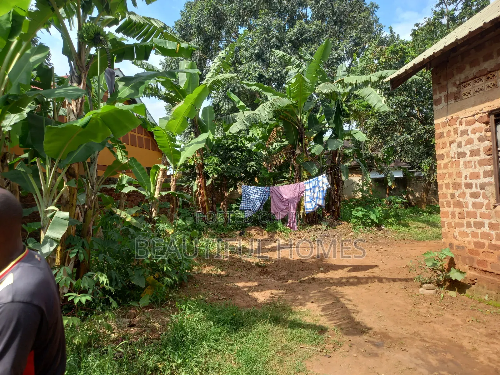 Namugongo 32decimals Quicksale in Kira