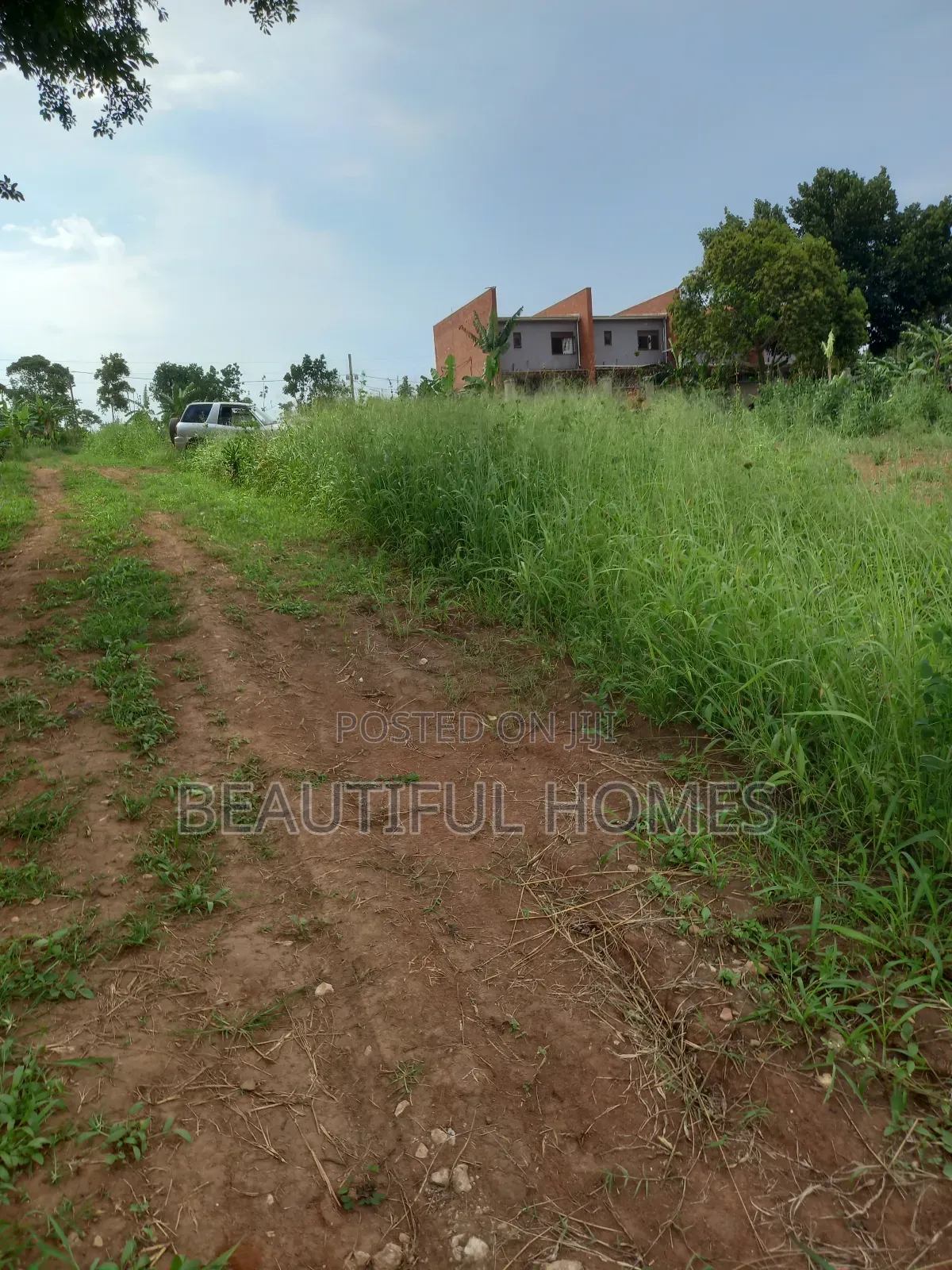 Namugongo Few Plots Left in Thus Estate in Kira