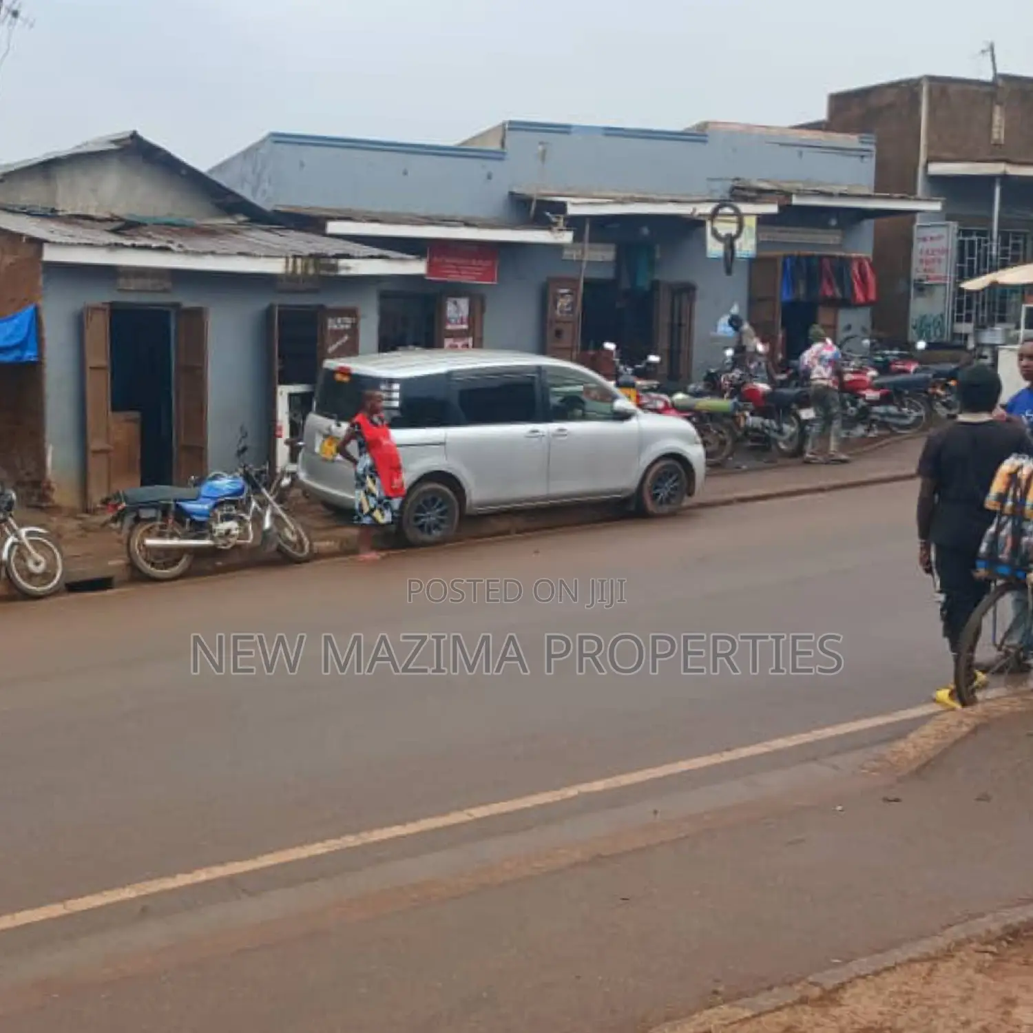 Very Busy Commercial Plot on Quicksale in Heart of Nsambya in Division A