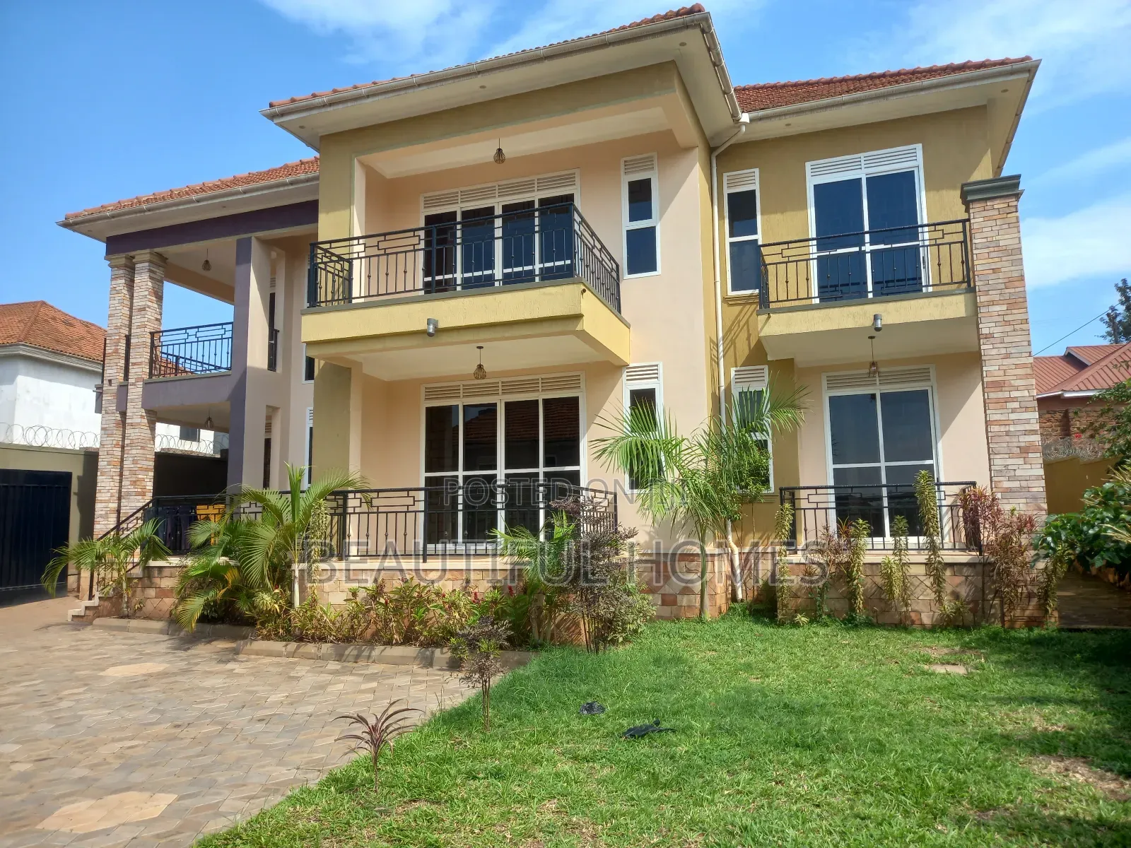 Furnished 6bdrm House in Kira Town for sale in Kira
