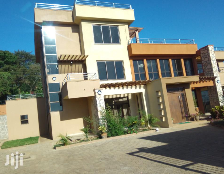 Munyonyo Castle With Lake View On Sell in Kampala