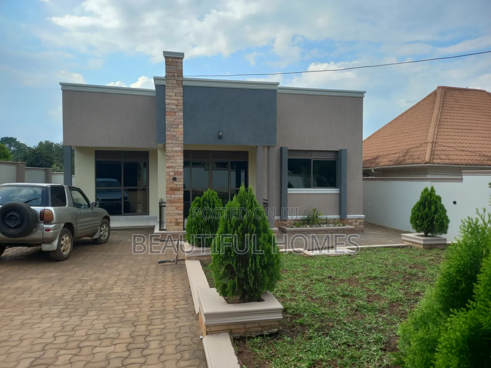 Furnished 4bdrm House in Kira for sale in Kira