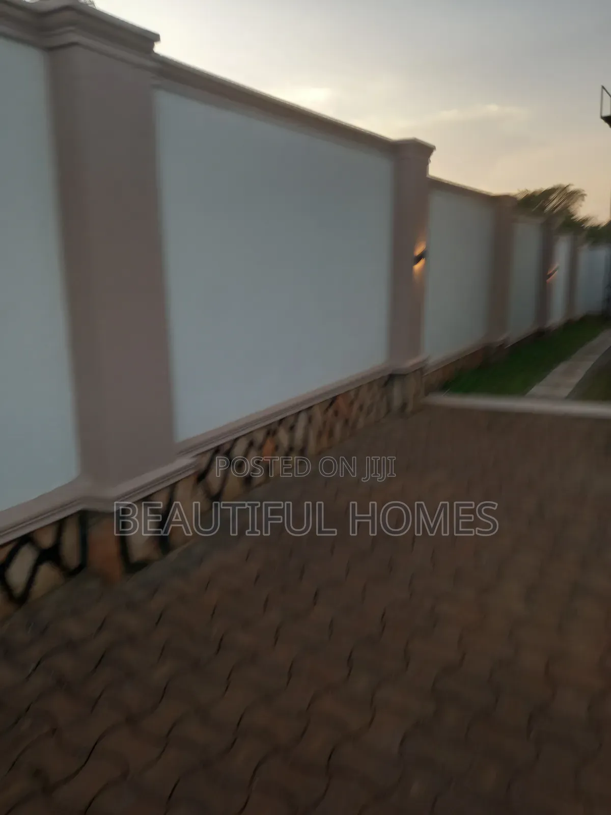 Furnished 4bdrm House in Kira for sale in Kira