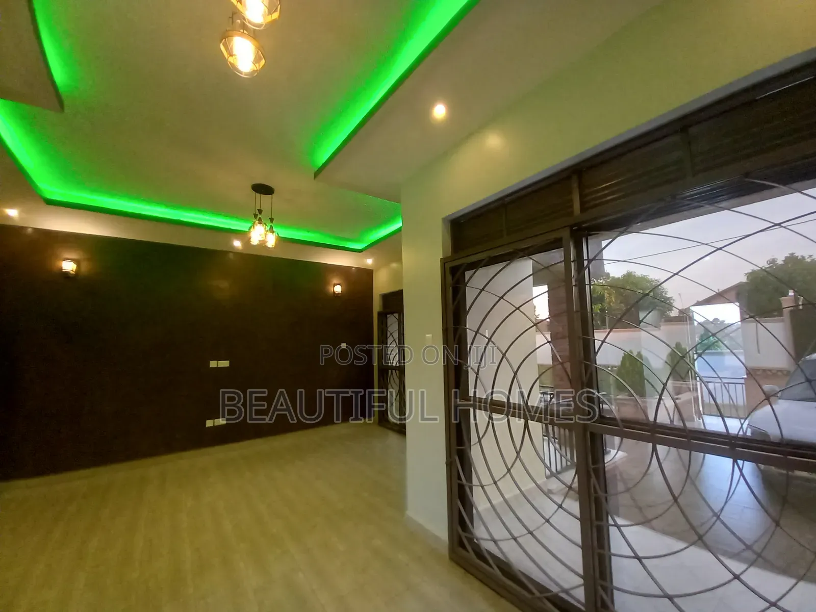 Furnished 4bdrm Villa in Kira for sale in Kira