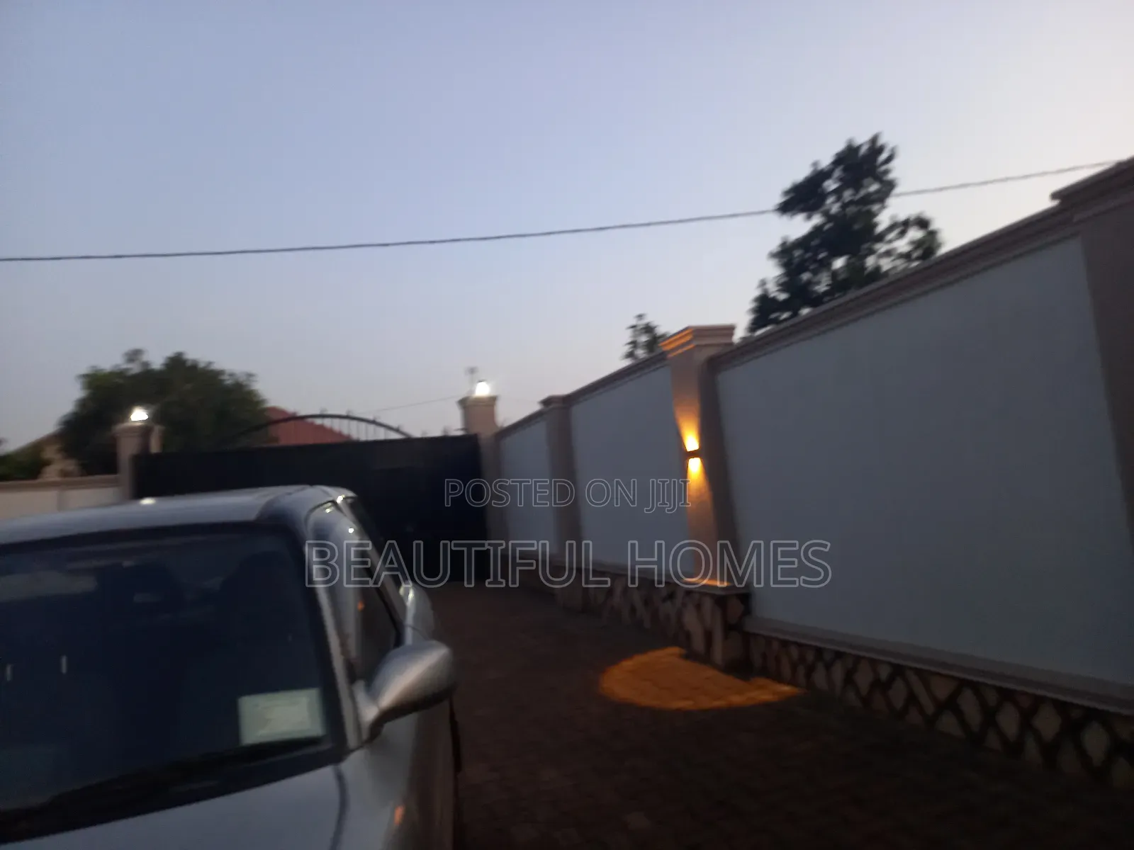 Furnished 4bdrm Bungalow in Kira for sale in Kira