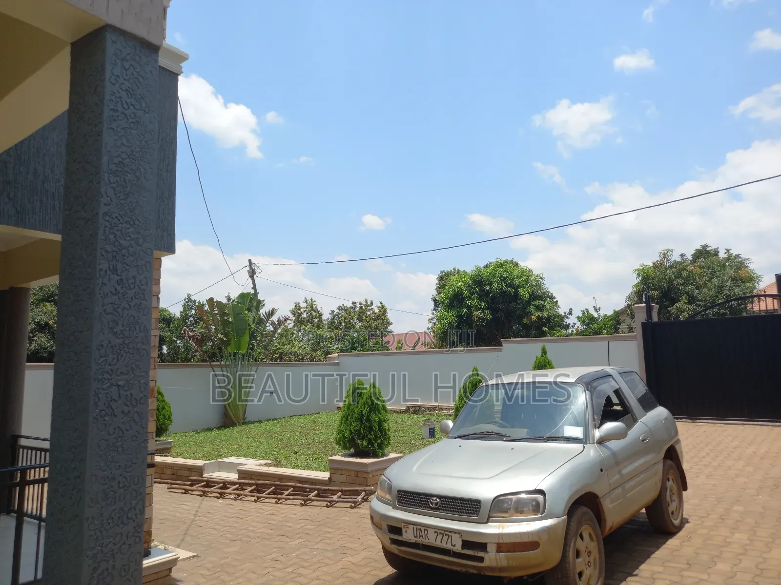Furnished 4bdrm Bungalow in Kira for sale in Kira