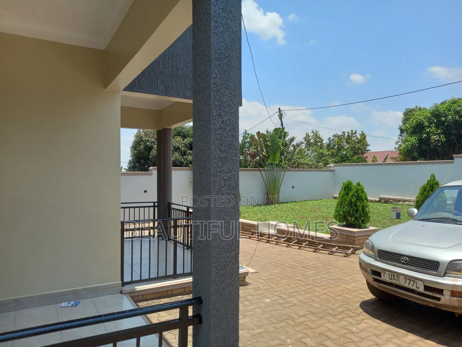 Furnished 4bdrm Bungalow in Kira for sale in Kira