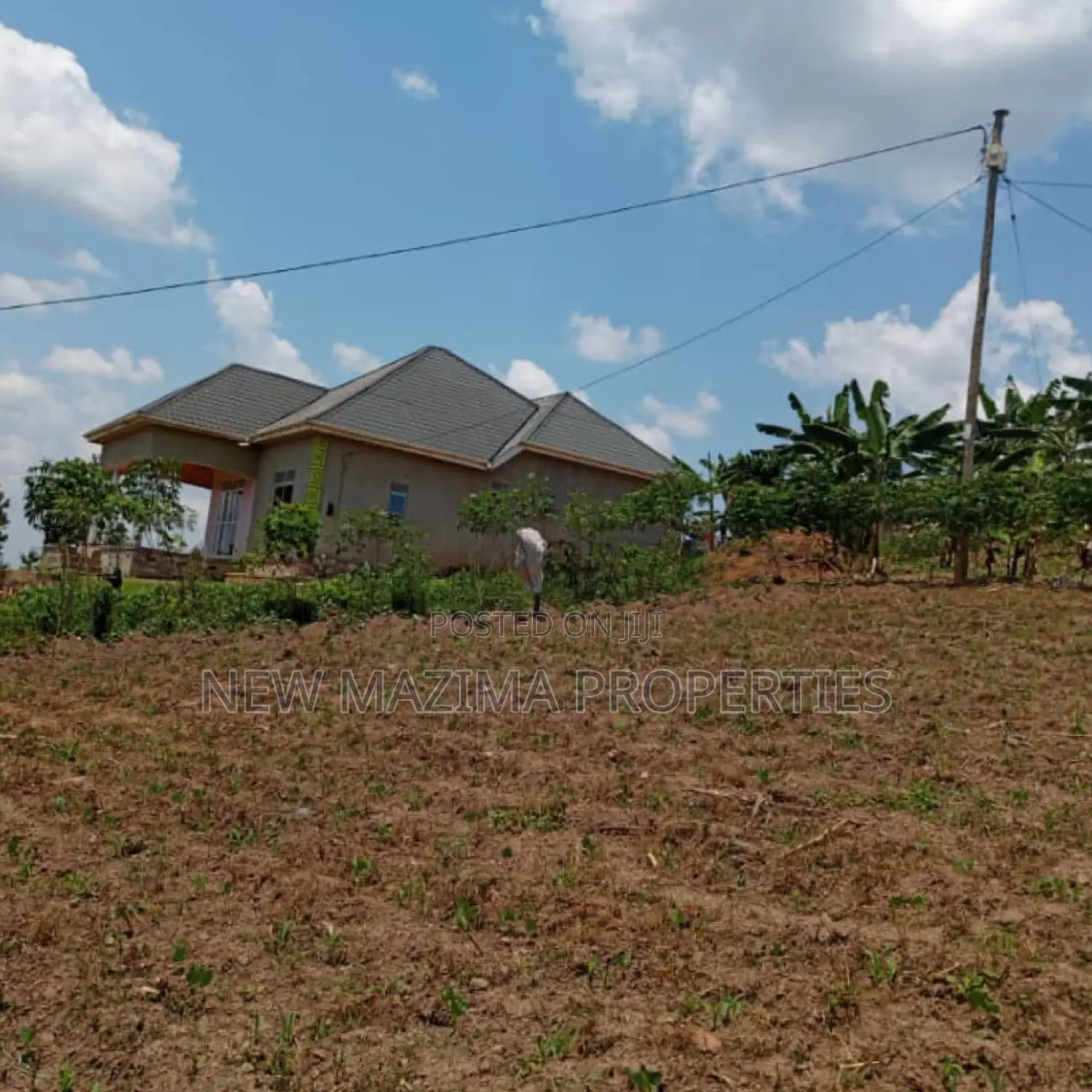 Very Nice Plot Equivalent 100ftx100ft in Kakiri Nakyerongosa in Division A