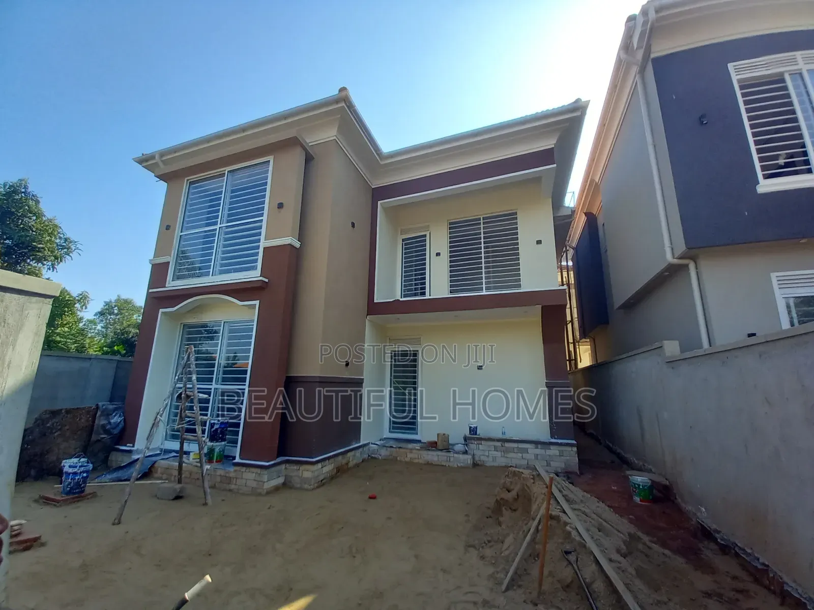 Furnished 4bdrm Duplex in Kira Town for sale in Kira