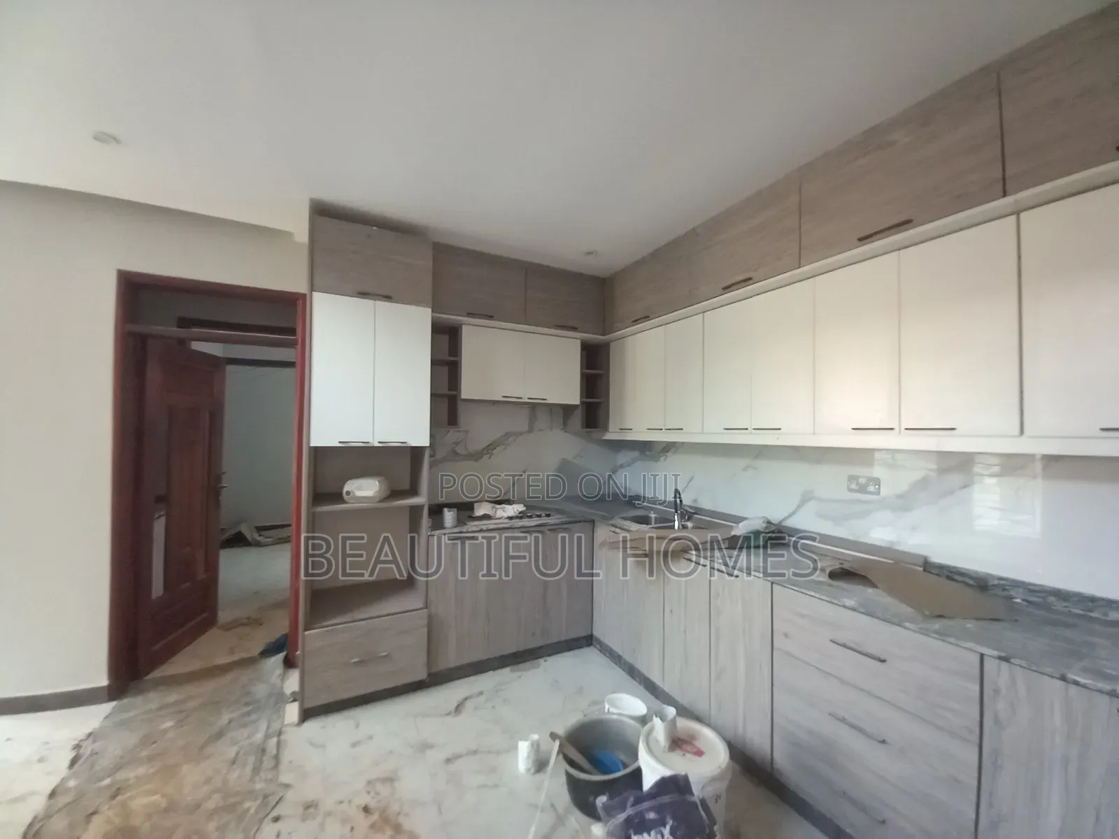 Furnished 4bdrm Maisonette in Kira for sale in Kira
