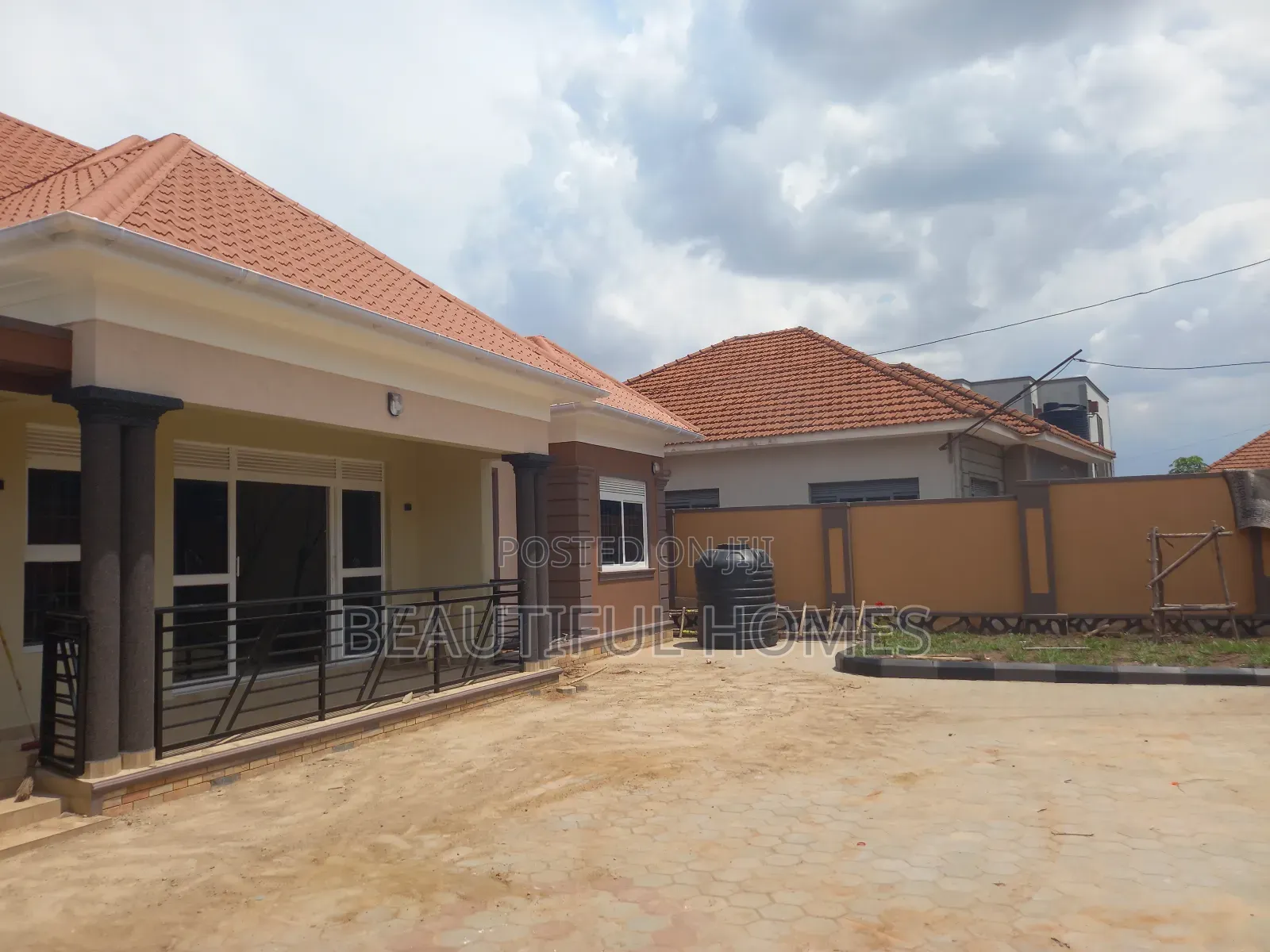 Furnished 4bdrm House in Kira for sale in Kira