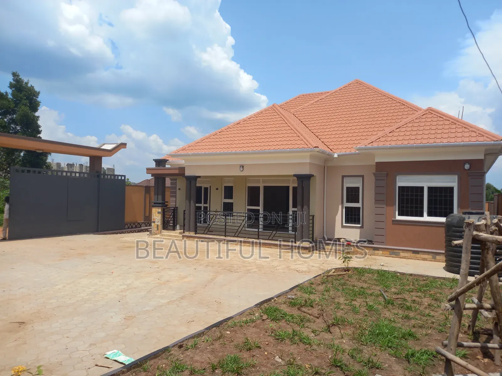 Furnished 4bdrm House in Kira for sale in Kira