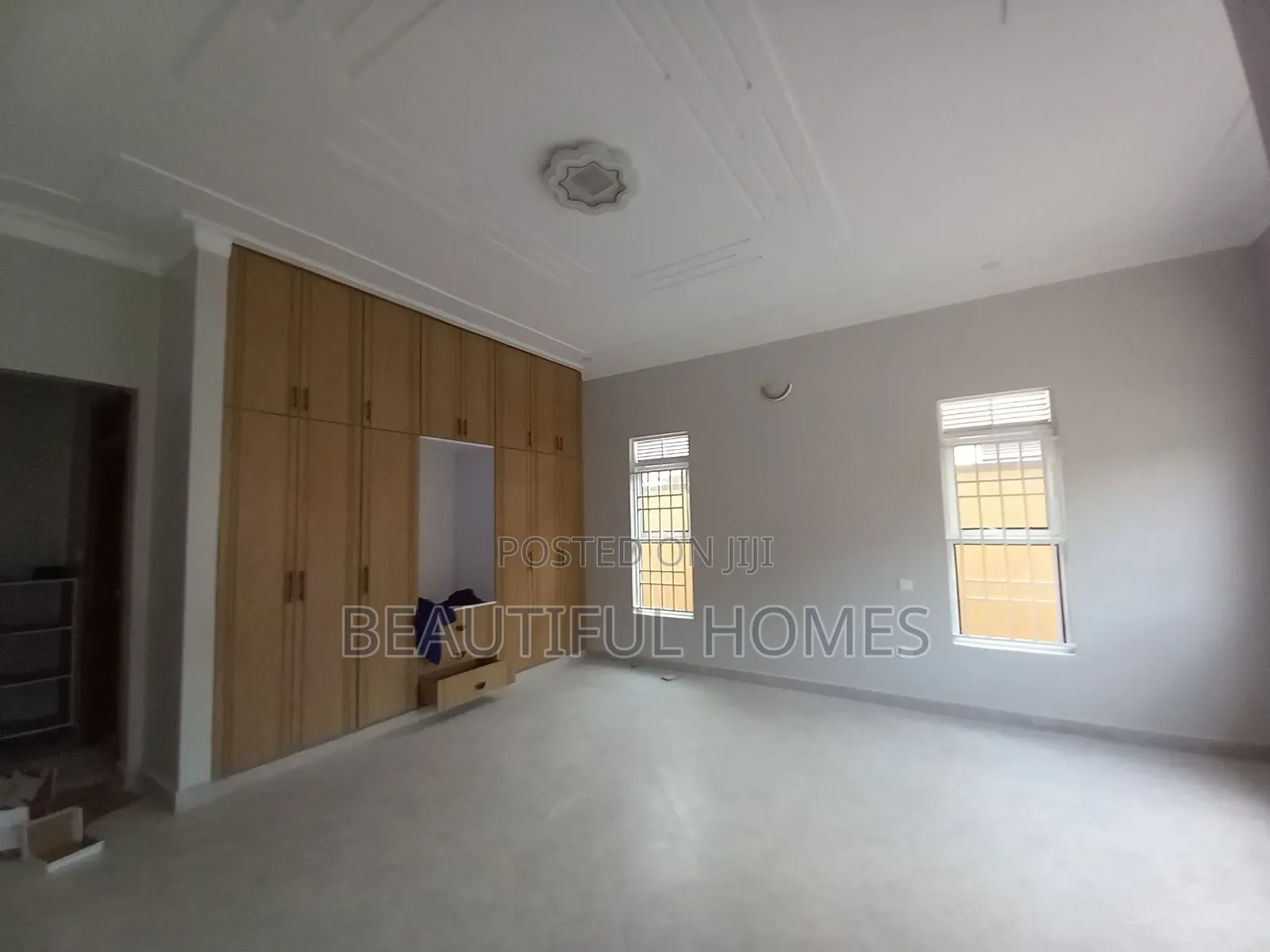 Furnished 4bdrm House in Kira for sale in Kira