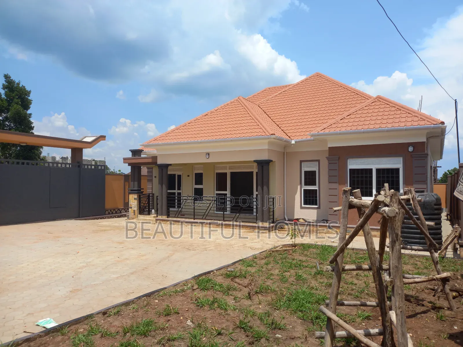Furnished 4bdrm House in Kira for sale in Kira