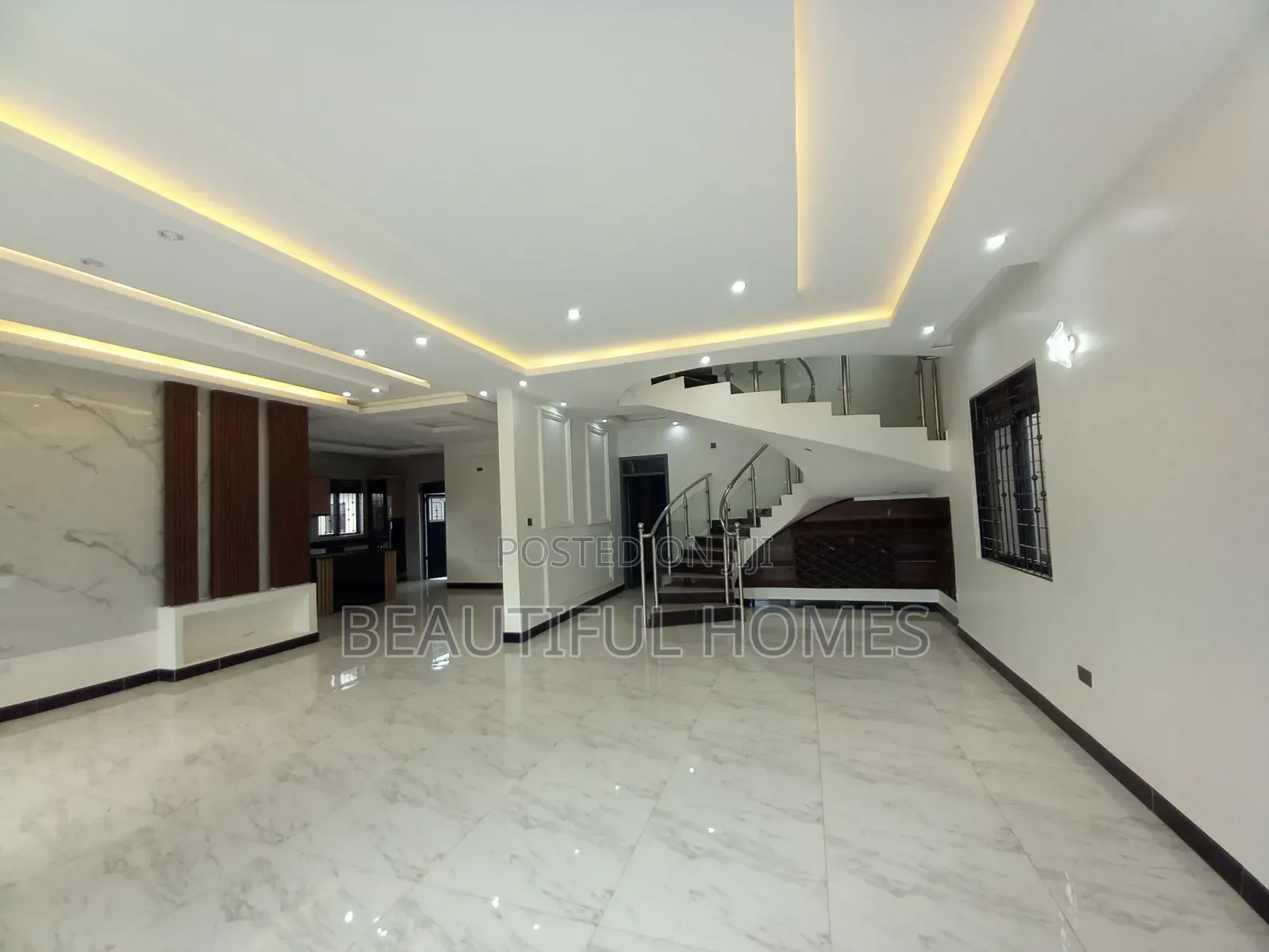 Furnished 5bdrm Mansion in Kira for sale in Kira