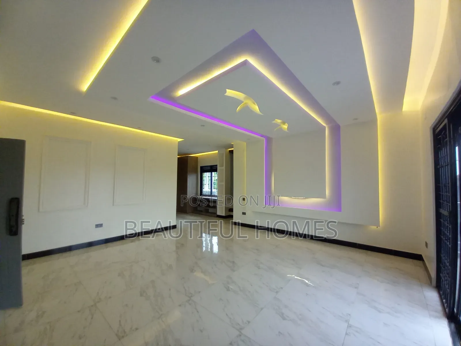 Furnished 5bdrm Duplex in Kira Rich for sale in Kira