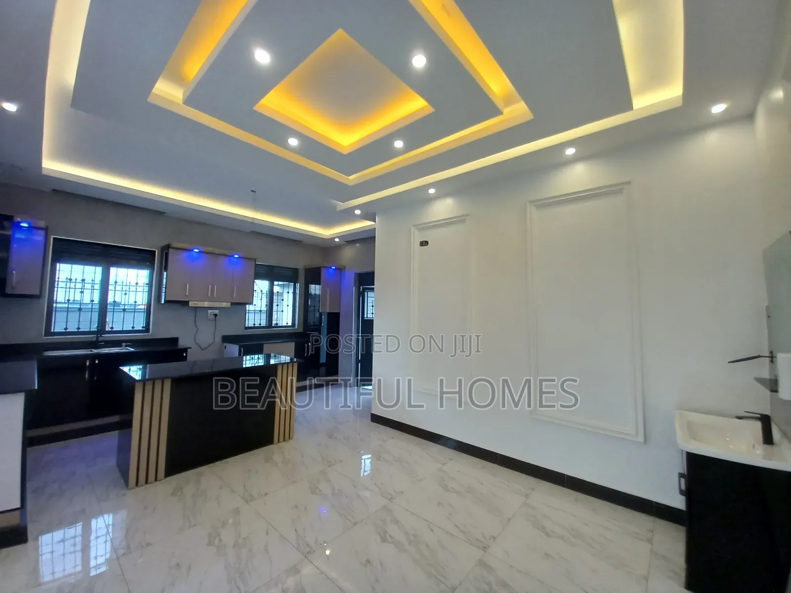 Furnished 5bdrm Mansion in Kira for sale in Kira