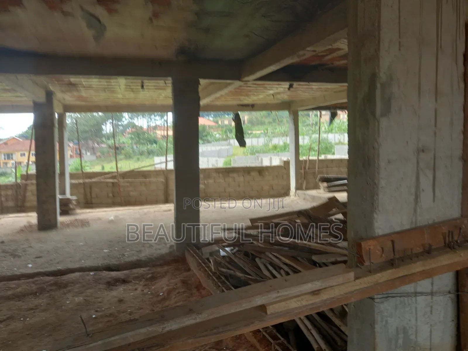 Furnished 2bdrm Condo in Kira, Central Division for sale in Central Division
