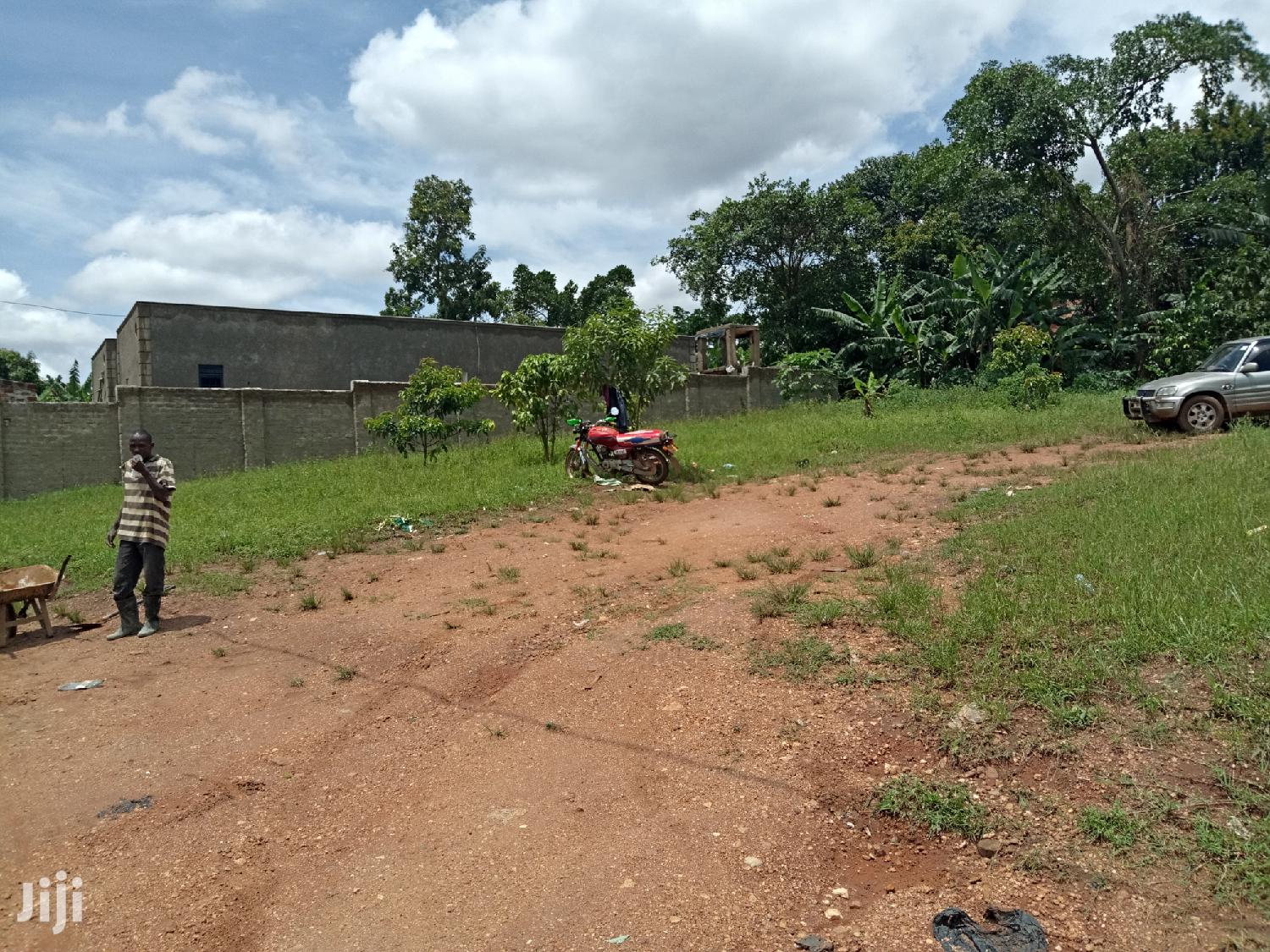 Kira Stunning Plot Near Thevmainb Road on Sell in Kampala