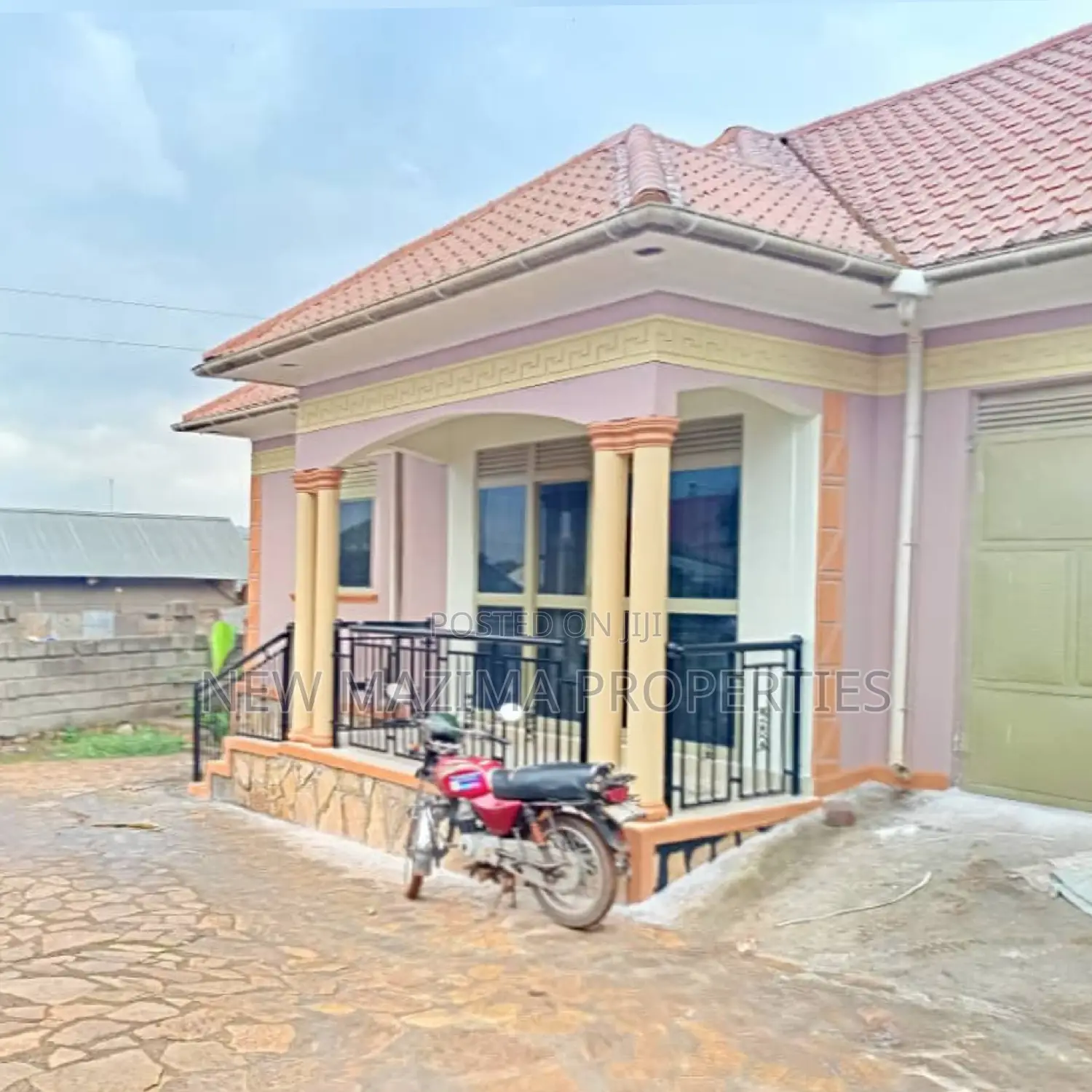 3bdrm Bungalow in Bulenga Buloba, Division A for sale in Division A