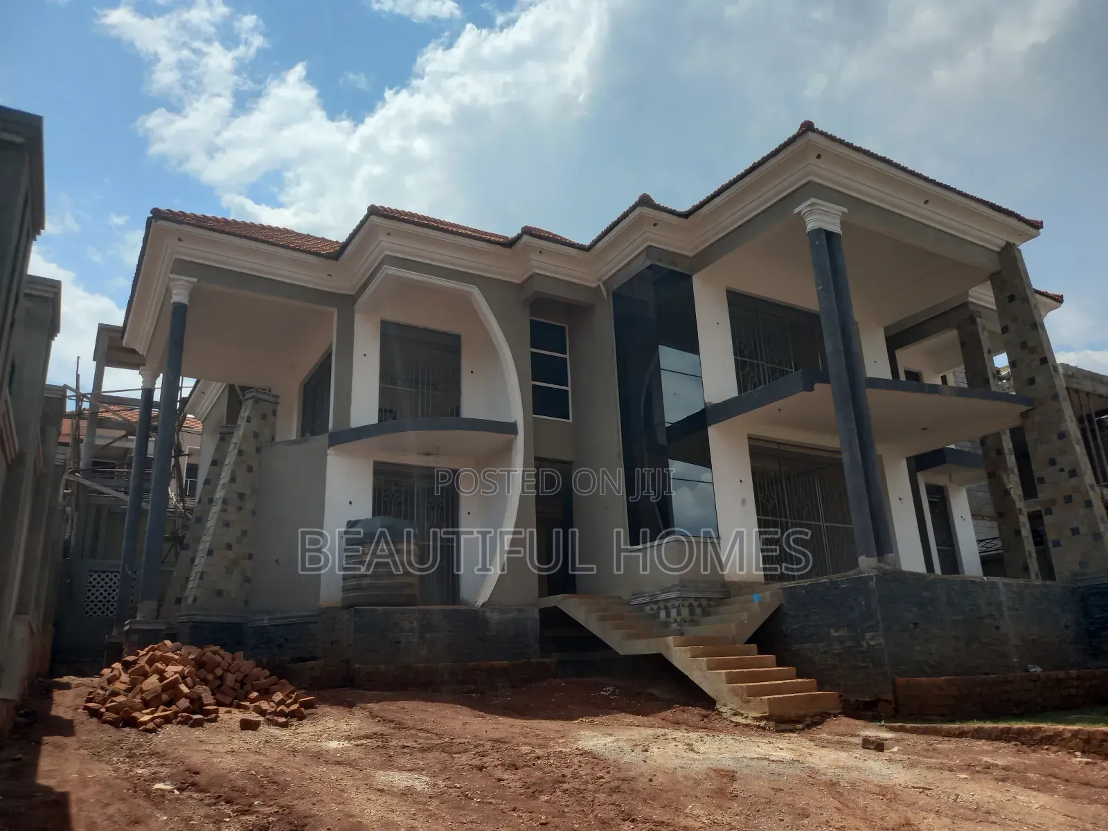 Furnished 7bdrm Duplex in Ntinda, Nakawa for sale in Nakawa