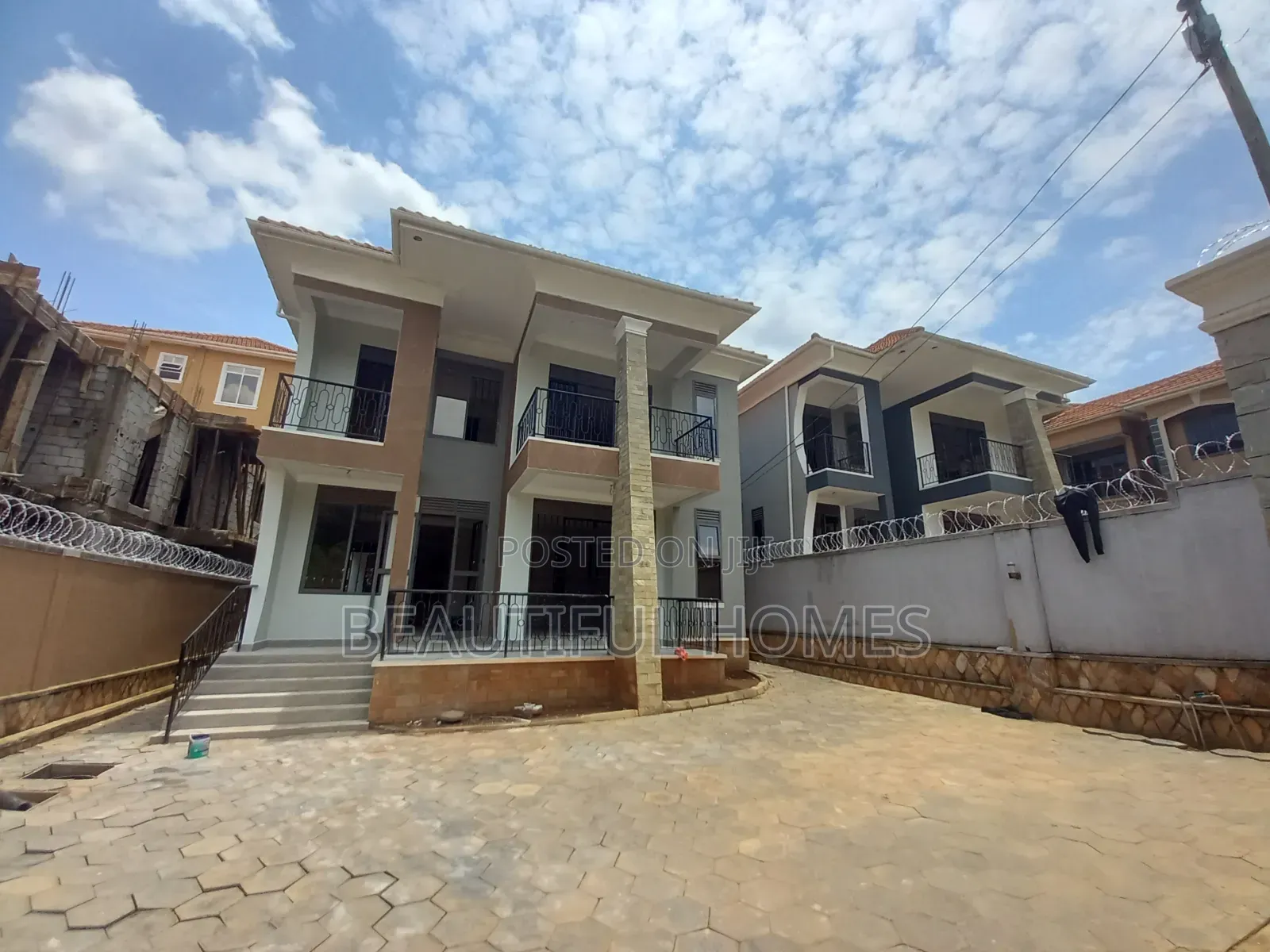 Furnished 4bdrm House in Kira Corporate for sale in Kira