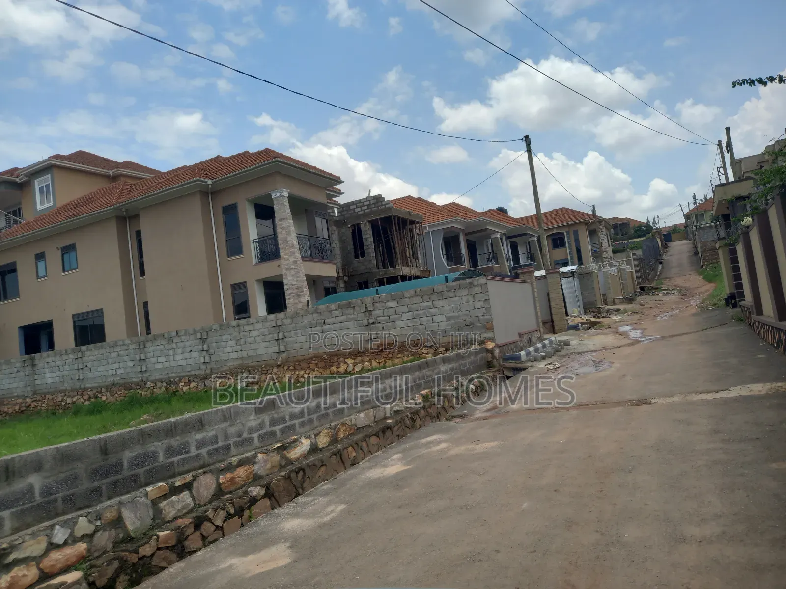 Furnished 4bdrm House in Kira Corporate for sale in Kira