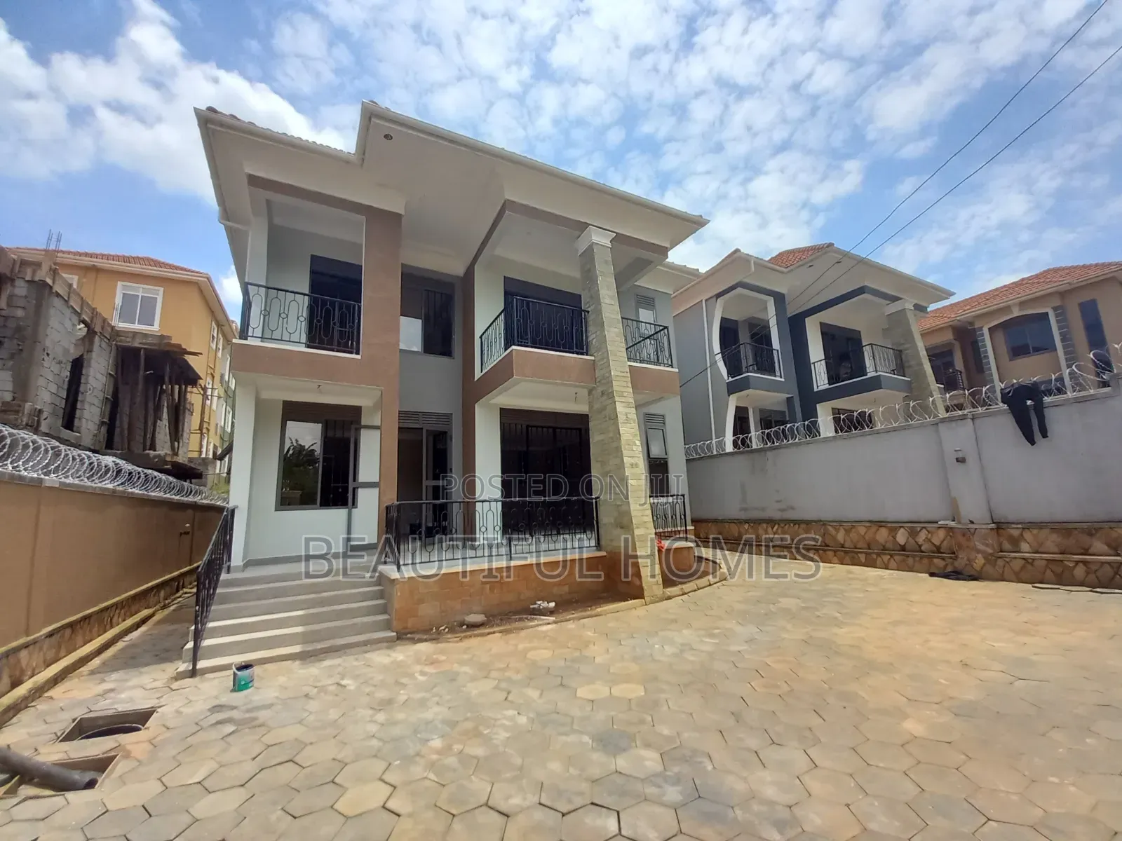 Furnished 4bdrm House in Kira Gated Estate for sale in Kira