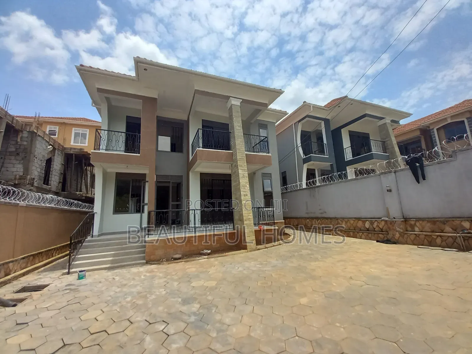Furnished 4bdrm Maisonette in Kira Gated Estate for sale in Kira