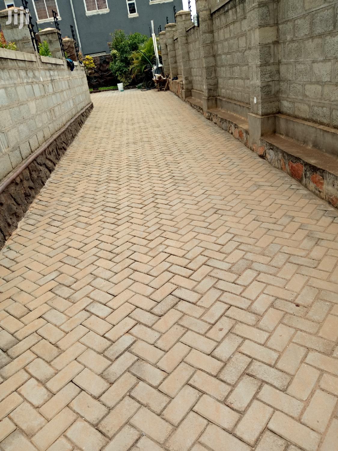 Kira Posh Castle For Sell In Tarmacked Neighborhood in Kampala