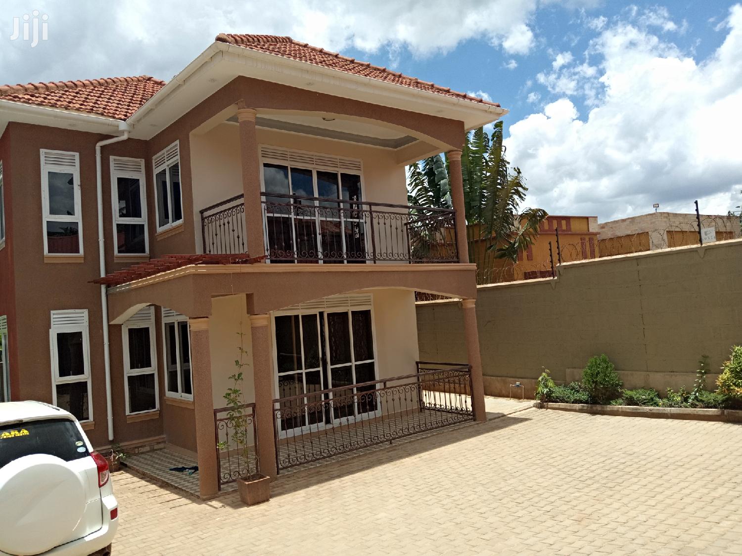 Naalya King's Castle on Sell in Kampala