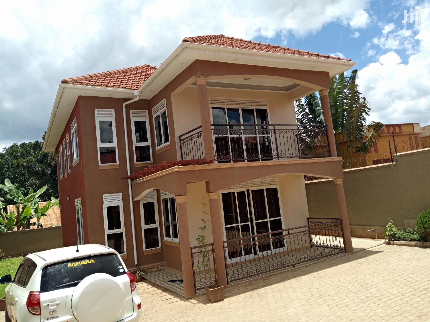 Naalya King's Castle on Sell in Kampala